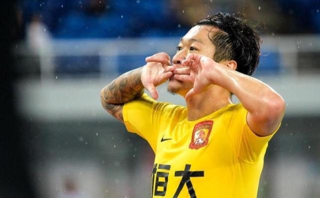 开云官网-泰山引援再添“新”势力 徐新仿效石柯签下1+N合同